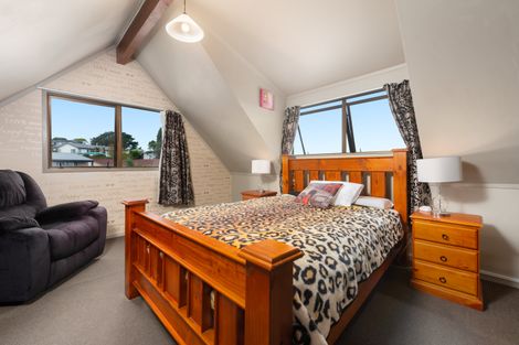 Photo of property in 13 Pokapu Place, Bethlehem, Tauranga, 3110