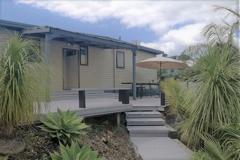 Photo of property in 2 Ridge Road, Tairua, 3508