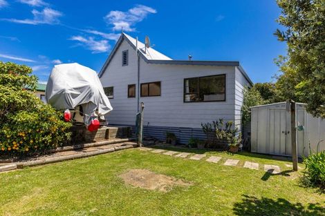 Photo of property in 168 Waikawa Road, Picton, 7220
