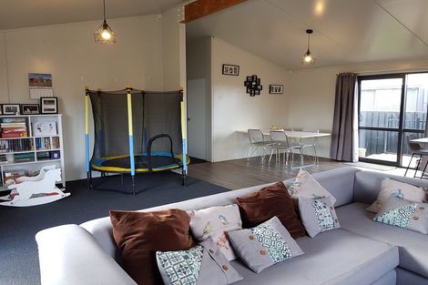 Photo of property in 47 Lawson Burrows Crescent, Te Anau, 9600