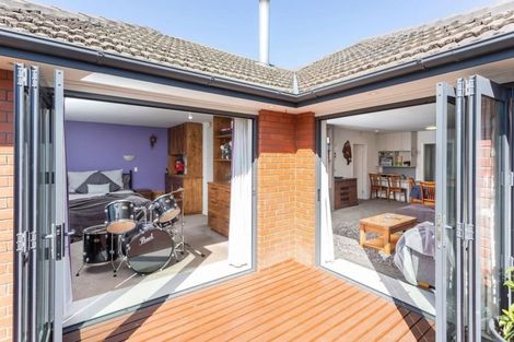 Photo of property in 7 Rollesby Street, Hoon Hay, Christchurch, 8025