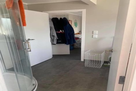 Photo of property in 135a Clevedon Road, Papakura, 2110