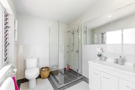 Photo of property in 20a Glenross Drive, Wattle Downs, Auckland, 2103