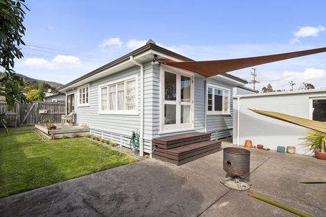 Photo of property in 28 Koromiko Avenue, Stoke, Nelson, 7011