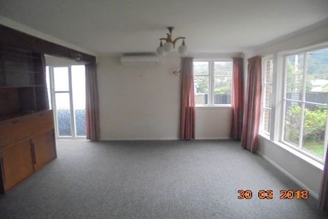 Photo of property in 72 Horoeka Street, Stokes Valley, Lower Hutt, 5019