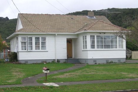 Photo of property in 9 Compton Crescent, Taita, Lower Hutt, 5011