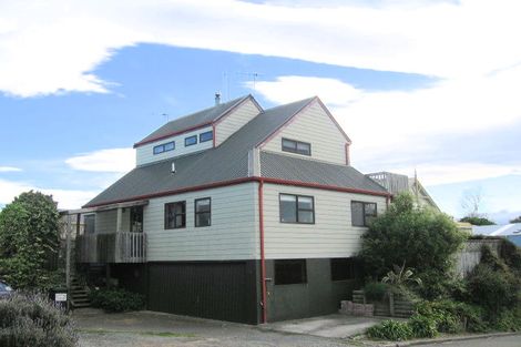 Photo of property in 1a Burlington Road, Hospital Hill, Napier, 4110