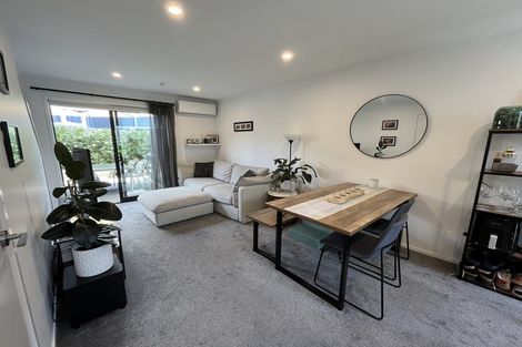 Photo of property in 5/45 Vera Road, Te Atatu South, Auckland, 0610