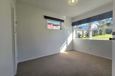 Photo of property in 16 Blenheim Street, Glenfield, Auckland, 0629