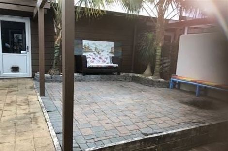 Photo of property in 16 Kirikiri Lane, East Tamaki, Auckland, 2013