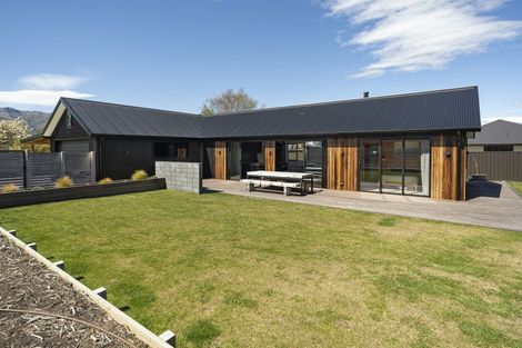 Photo of property in 6 Woodpecker Street, Lake Hawea, Wanaka, 9382