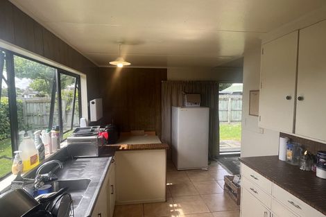 Photo of property in 2/494 Ferguson Street, Palmerston North, 4410