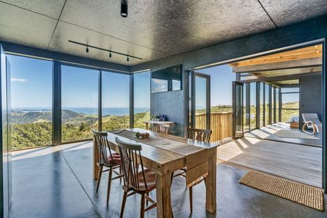 Photo of property in 49 Sandy Bay Farms Road, Matapouri, Whangarei, 0173