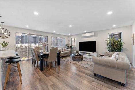 Photo of property in 24 Glendene Avenue, Glendene, Auckland, 0602