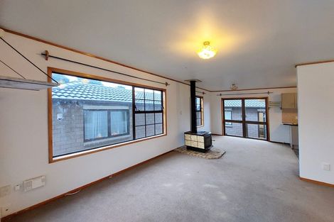 Photo of property in 33 Everglade Drive, Goodwood Heights, Auckland, 2105