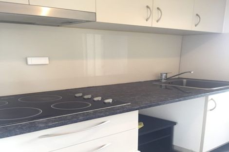 Photo of property in 3 Tahu Crescent, Sunnynook, Auckland, 0620