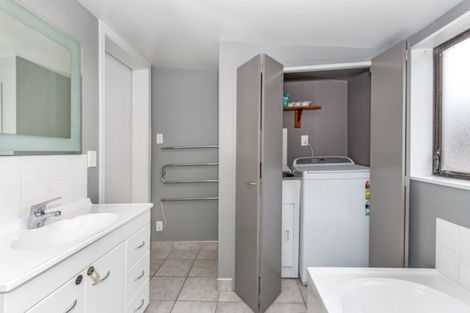 Photo of property in 11 Ascot Avenue, North New Brighton, Christchurch, 8083