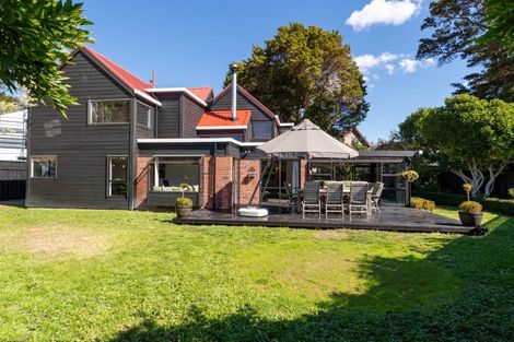 Photo of property in 11 Johnswood Grove, Clouston Park, Upper Hutt, 5018
