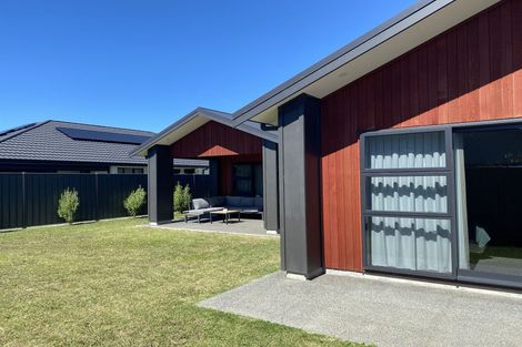 Photo of property in 24 Hunter Drive, Awatoto, Napier, 4110