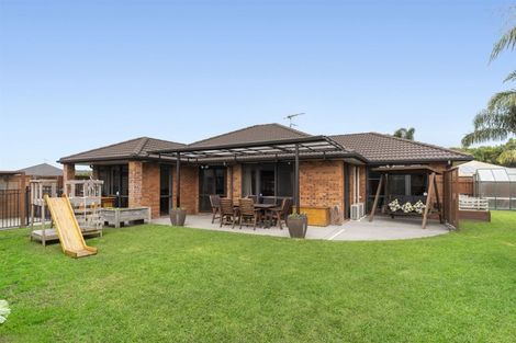 Photo of property in 10 Roxbury Place, Papamoa Beach, Papamoa, 3118