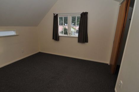 Photo of property in 165c Queens Drive, Lyall Bay, Wellington, 6022