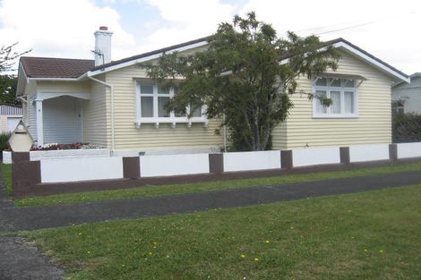 Photo of property in 4 Bute Place, Aramoho, Whanganui, 4500