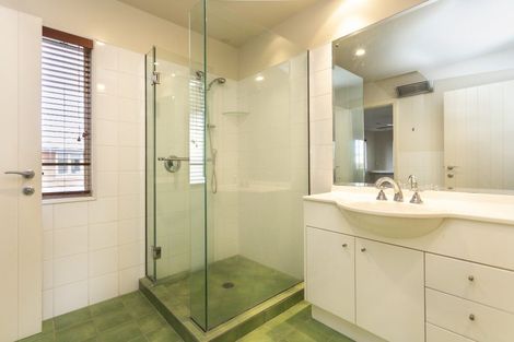 Photo of property in 25 Totara Street, Fendalton, Christchurch, 8041