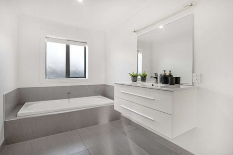 Photo of property in 32 Stanford Way, Rolleston, 7615