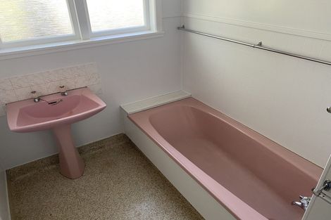 Photo of property in 63 Havelock Road, Havelock North, 4130