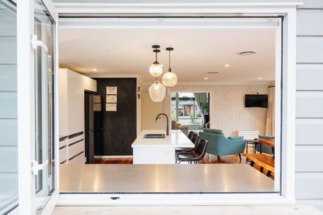 Photo of property in 50 Newcastle Street, Hokowhitu, Palmerston North, 4410