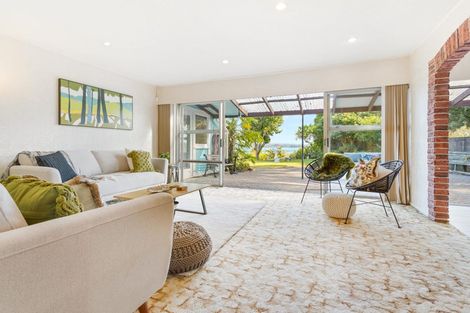 Photo of property in 28 Dawnhaven Drive, Te Atatu Peninsula, Auckland, 0610