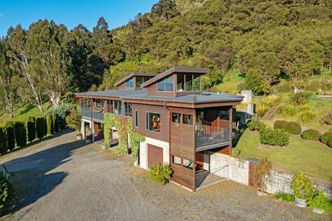 Photo of property in 113 Bucks Road, Tauwharenikau, Featherston, 5773