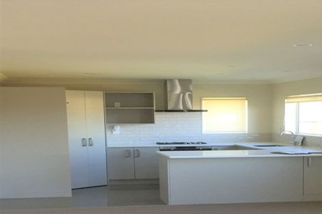 Photo of property in 242 Mark Avenue, Grenada Village, Wellington, 6037