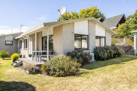Photo of property in 2/24 Durham Drive, Havelock North, 4130