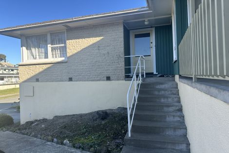 Photo of property in 16 Clyde Carr Crescent, Waimataitai, Timaru, 7910