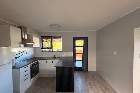 Photo of property in 96 South Road, The Glen, Dunedin, 9011