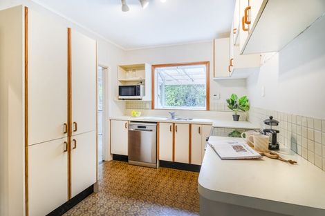 Photo of property in 3 Woodstock Terrace, Tawa, Wellington, 5028