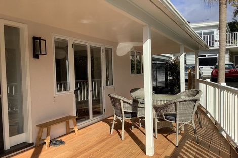 Photo of property in 1/2 Heathcote Road, Castor Bay, Auckland, 0620