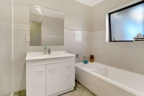 Photo of property in 7 Zoe Court, Manurewa, Auckland, 2105