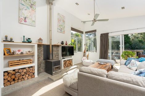 Photo of property in 49 Lamb Road, Parua Bay, Whangarei, 0174