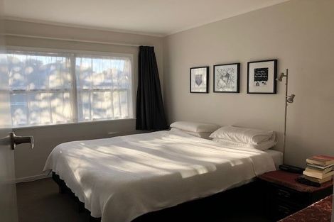 Photo of property in 1/90 Canongate Street, Birkdale, Auckland, 0626