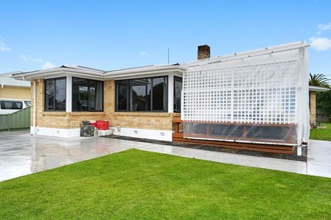 Photo of property in 7 Defoe Avenue, Hillcrest, Hamilton, 3216