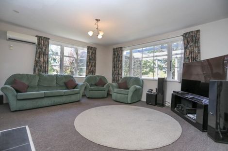 Photo of property in 13 Rowcliffe Crescent, Avonside, Christchurch, 8061