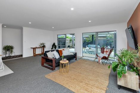 Photo of property in 21 Mariners Haven, One Tree Point, 0118