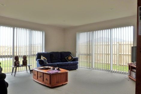 Photo of property in 8 Kamahi Street, Kaka Point, 9271