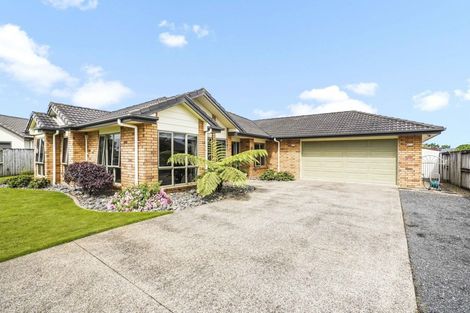 Photo of property in 17 Cranmer Close, Rototuna North, Hamilton, 3210