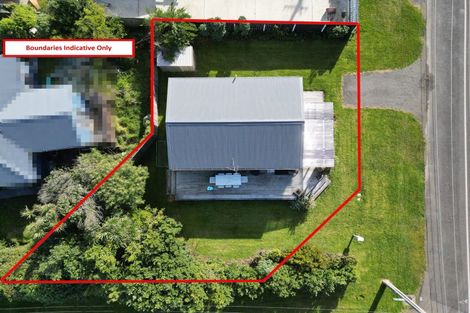 Photo of property in 22 Holben Parade, Foxton Beach, Foxton, 4815