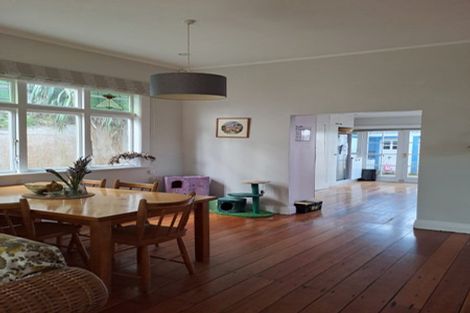 Photo of property in 27 Maida Vale Road, Roseneath, Wellington, 6011