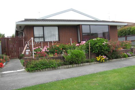 Photo of property in 1/11 Siska Place, Upper Riccarton, Christchurch, 8041