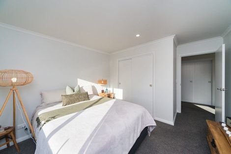 Photo of property in 5 Waimarama Court, Roslyn, Palmerston North, 4414